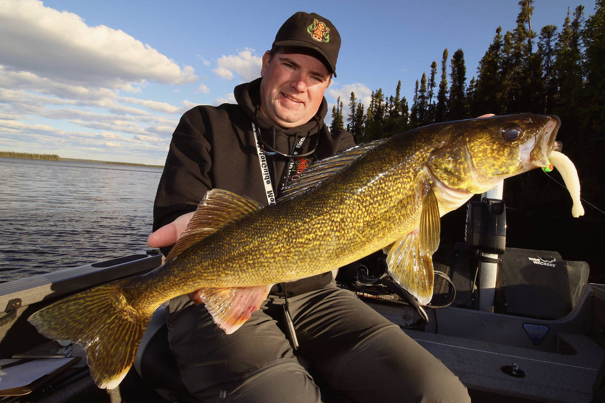 Jig and Pig Walleye - THE NEXT BITE TV