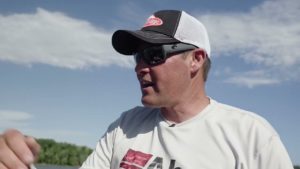 How to Find and Mark Wing Dams on the Mississippi River